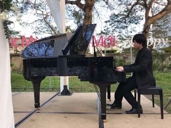 卓越性を称えて：日系アメリカ人の小西ヒューストン蘭子氏、2025年マサチューセッツ最優秀音楽教師に選出