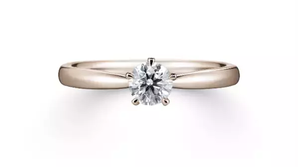 エンゲージリングでオリジナルカラー「ペールブラウンゴールド」の発売を開始