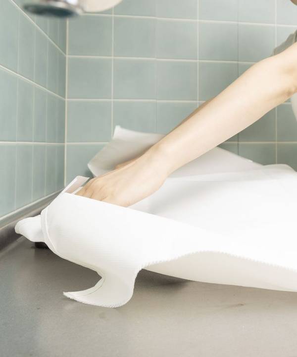 北欧ブランド「SOLSTICKAN」から、初期消火に備えるおしゃれな防災アイテムが新登場！『SOLSTICKAN ファイヤーブランケット』9月1日発売