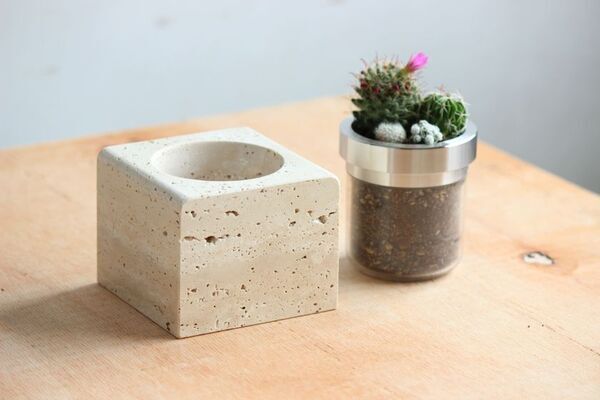 ＜特許技術×天然素材＞多肉植物の根腐れを防ぐ植木鉢「サボテンハウス(R)マーブル」をMakuakeにて先行販売開始