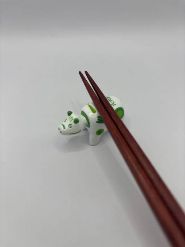 福島の“ご当地グルメ”をテーマにした赤べこ箸置き「ご当地グルメver」3種類を8月21日(木)より本格販売開始