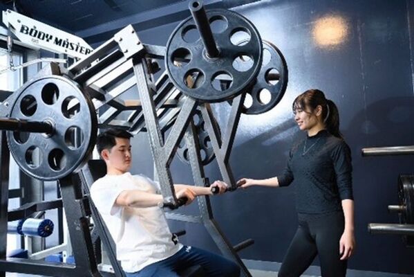 アスエミ、人材不足が顕著なピラティス/パーソナルトレーナーの人材斡旋を本格稼働