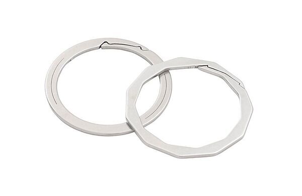 爪を痛めない新感覚のキーリング「KEYROUND」を先行販売！米国特許取得のフラット設計でこじ開ける煩わしさを解消した新製品