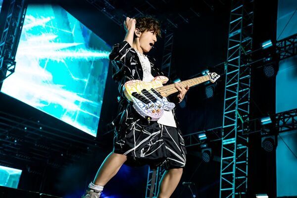 tetsuya(L'Arc-en-Ciel)率いるLike-an-Angel、インドネシアで開催されたLaLaLa Festivalに出演！