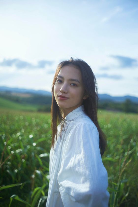 清原果耶さんが“Qoo10イメージキャラクター”に就任！新TV-CM「はじめてのメガ割」篇が全国でオンエア！