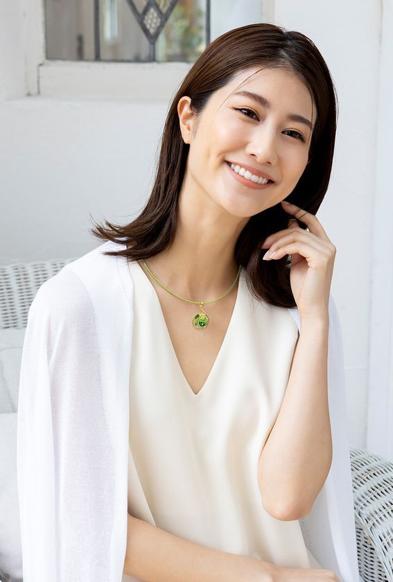 まるでアクセサリーのような磁気ネックレス「ルーミン」が新登場　