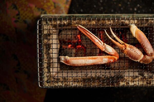 兵庫県香美町「さだ助別邸ICHIJO」冬季宿泊予約受付を開始　香住の冬、松葉ガニと静寂の美を味わう贅沢なひととき