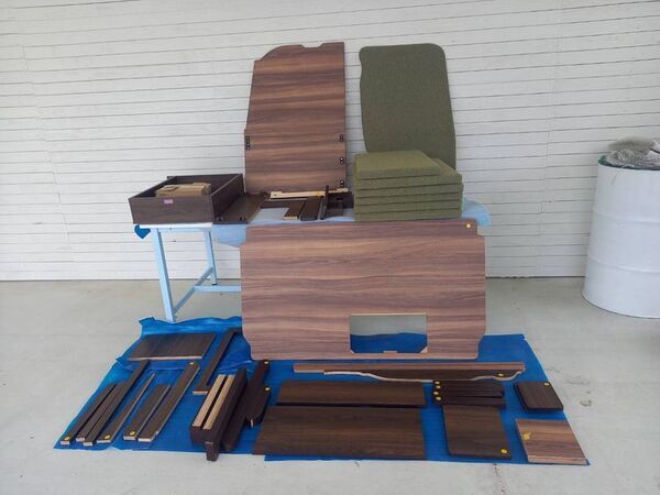 自動車販売店で“自社組み立て”可能に　CARisma-JAPAN、軽キャンピングカー「TINY」キット販売スタート