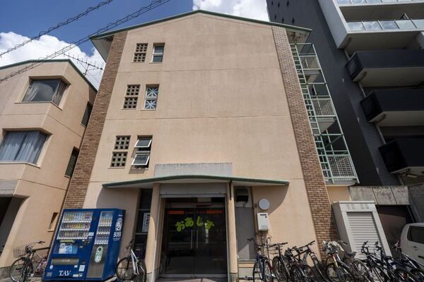 高級黒毛和牛セット3,960円1本勝負の牝牛専門店「高級和牛焼肉ドロンパ」(福岡市博多区・東比恵)がリニューアル！