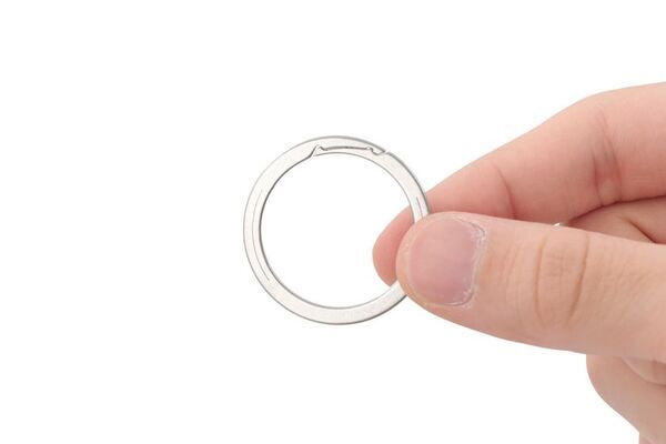 米国特許取得　フラット構造の爪を痛めないキーリング『KEYROUND』8月29日(金)より先行販売開始！