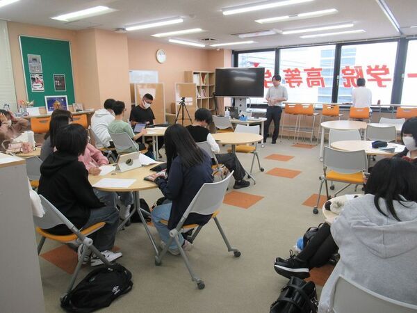 第一学院高等学校、生徒一人ひとりの日々の学び・成長を自信へとつなげていく「成長実感発表会」を開催