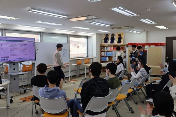 第一学院高等学校、生徒一人ひとりの日々の学び・成長を自信へとつなげていく「成長実感発表会」を開催