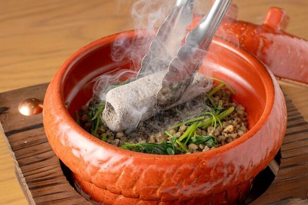 【新店オープン】料理とライブ感を愉しむ。『いけすと炭と薪焼と 博多 とりとりと』9月8日(月)福岡・天神に誕生