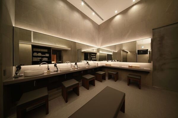 羊蹄山を望む絶景露天風呂とサウナを備えた「ゆころ温泉」　2025年9月8日ニセコひらふにプレオープン！株式会社中山眞琴アーキテクツ設計による高級感あふれる公衆温泉が誕生