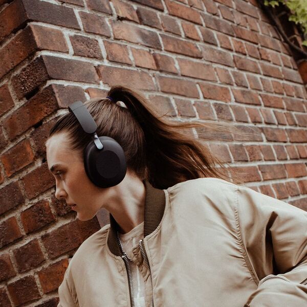 北欧オーディオブランドSudioから、ベストセラーの密閉型ワイヤレスヘッドホン「Sudio K2 Pro」に新色が登場