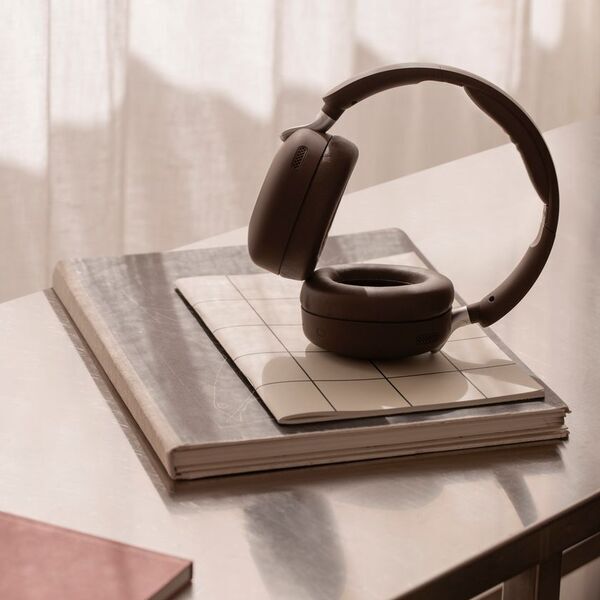 北欧オーディオブランドSudioから、ベストセラーの密閉型ワイヤレスヘッドホン「Sudio K2 Pro」に新色が登場