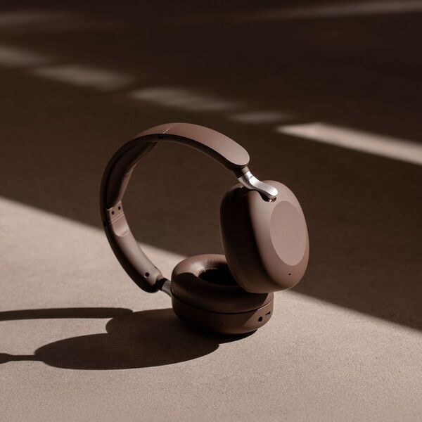 北欧オーディオブランドSudioから、ベストセラーの密閉型ワイヤレスヘッドホン「Sudio K2 Pro」に新色が登場