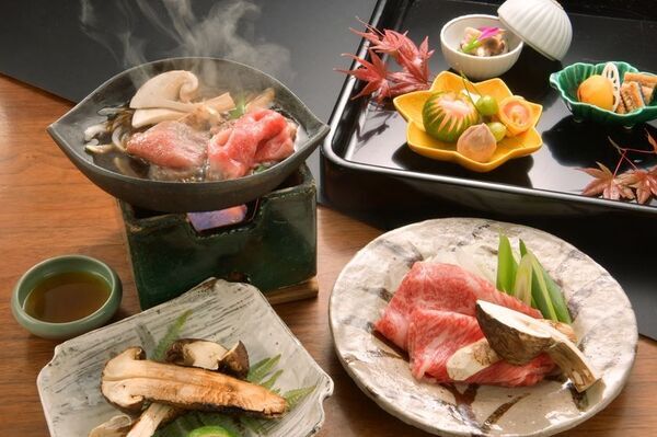 京都「すみや亀峰菴」、創業70周年記念イベントをスタート　第一弾“小沼ようすけ×TOKU　スペシャルJAZZコンサート”