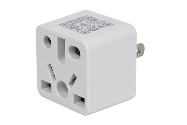 訪日外国人向けに各国の電源プラグを日本タイプに変換するアダプター「レンコン13Aプラス」を9月10日(水)に販売開始