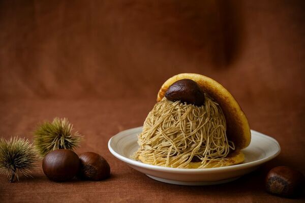 和洋折衷スイーツのあんことバターの専門店「熱海ばたーあん」に秋到来！　栗まるごと1粒を包んだ秋限定の「熱海ばたーあんパン」が9/6(土)に発売