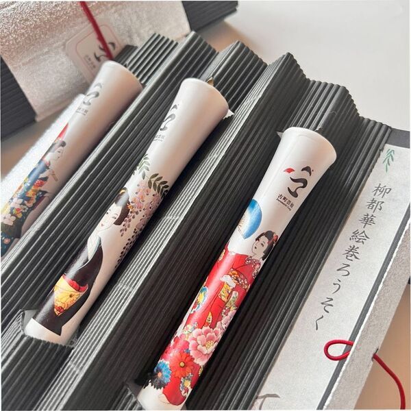 新潟発 明治26年創業「小池ろうそく店」から新作が登場！地元文化と伝統がコラボしたお土産品「柳都華絵巻ろうそく」　9月27日開催『ふるまち新潟をどり』に出展・初お披露目