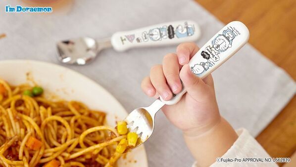 累計販売数1,000万本突破！元祖フォーク＆スプーンがドラえもんデザインに！2025年10月2日発売