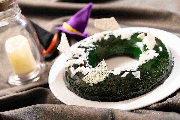 千葉・舞浜のスイーツビュッフェ「Salon de Sweets」9月17日(水)より開催『ハロウィン・ヴィランズ・サロン』　～ハロウィンの夜、ヴィランたちの甘美な饗宴へ～