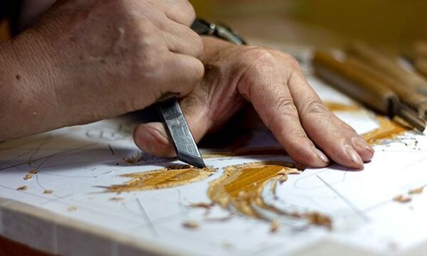 『大阪欄間アート』世界へ船出―岡本銘木店、飛鳥III採用とCM放送を発表。関空・万博・飛鳥III EC販売展開で伝統を未来へ