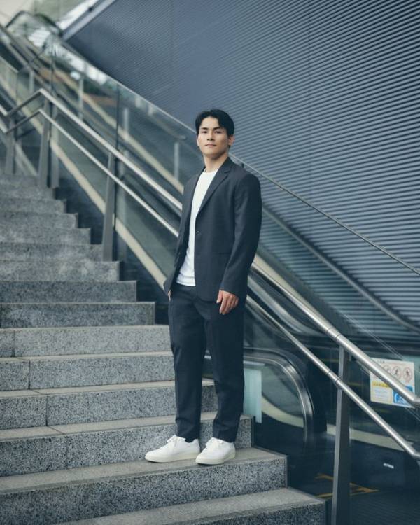 ＜セオリー＞“In Motion”シリーズを発売　自転車競技選手 太田海也を起用した動画を9月12日(金)から全国のゴールドジムで放映開始