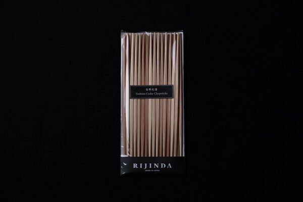 日本の伝統技術とフィットネスの融合！コネクトジム原店、木工ブランド“RIJINDA”の雑貨展示開始