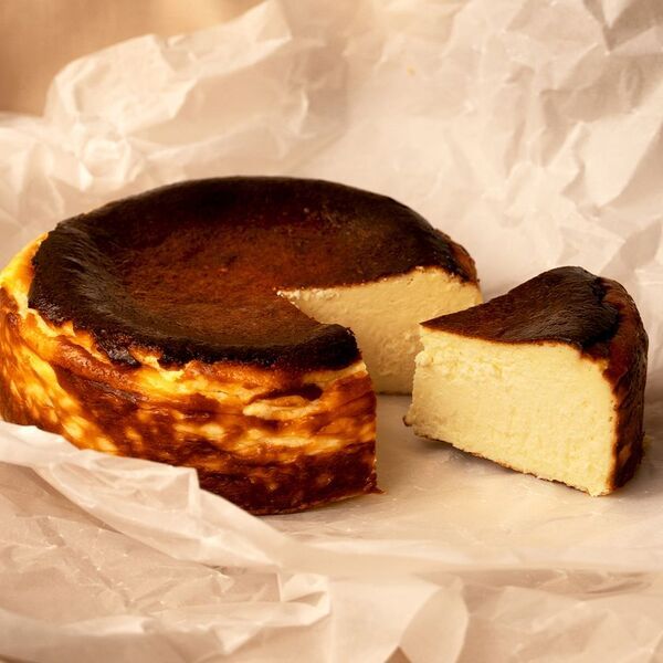 本場の味を低糖質で実現！大人の贅沢スイーツ「低糖質バスクチーズケーキ」新発売のお知らせ