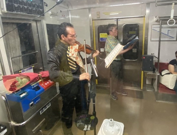 「お月見列車」を運転します！