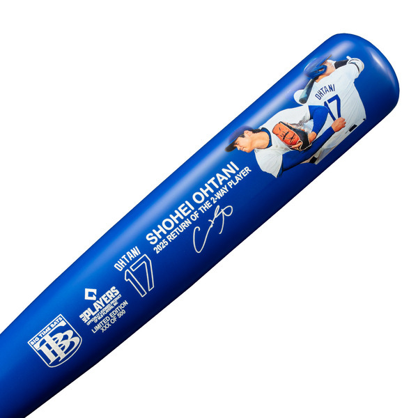 大谷翔平選手の二刀流復活を記念して、試合での雄姿とサインがプリントされた公式記念アイテム2商品が登場！