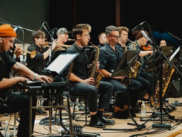 世界初披露！ポーランドのジャズミュージシャン9組23人が万博を機に大阪に集結！この日のために特別に書き下ろされた壮大な組曲を演奏！