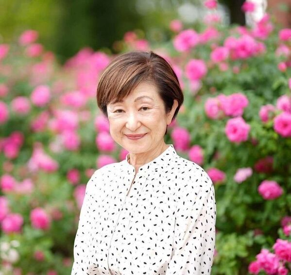 敬老の日に先駆け、AIを活用した日本初の「オンラインカラー診断」ボランティアを福岡久留米市の介護施設で実施