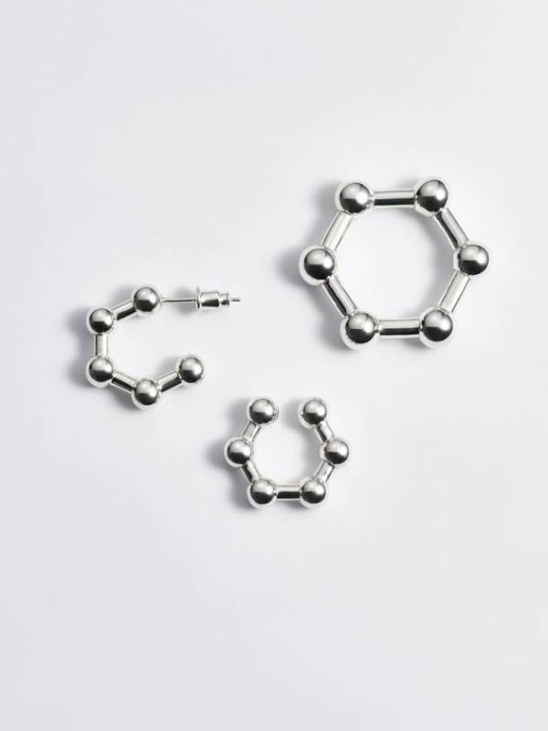 ジュエリーブランドLAMBDA(ラムダ)から今を生き抜くしなやかな現代の人々の姿に重ねたNEW COLLECTIONを発売