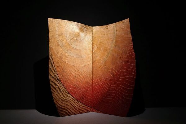 漆芸家・村田好謙による大規模個展を10月16日より開催　～天空から降り注ぐ光と水が生む生命の繋がりをテーマに～