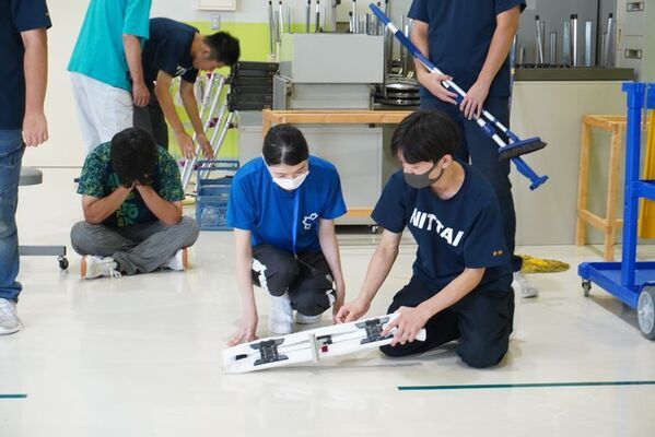 日本体育大学医療専門学校 歯科衛生コースの学生、北海道・日本体育大学附属高等支援学校にて歯磨き実習を実施