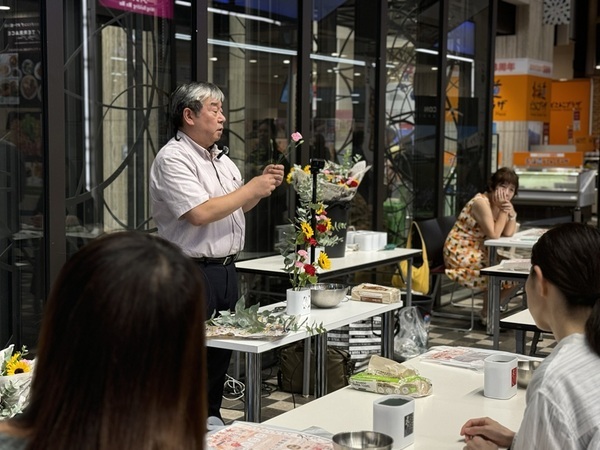 【あべのハルカス近鉄本店】「大阪・関西いけばな展」初開催