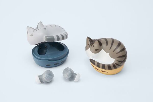 「ラディウスのNEKO」に新しい仲間が登場！猫モチーフの完全ワイヤレスイヤホン「NEKO true wireless earphones HP-C28BT」から新色2種を2025年10月下旬より販売開始