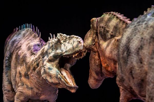 全国およそ80都市にて通算30万人以上を動員した大人気ステージ『恐竜ラボ！』待望の新作が11月より全国で開催！