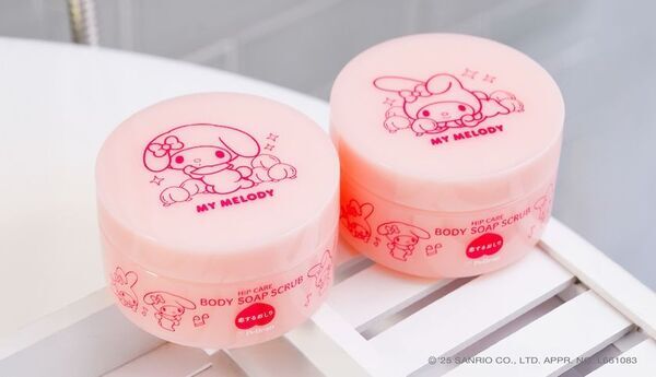 数量限定！『恋するおしり×マイメロディ』コラボデザイン登場　50周年を祝した限定デザインの『石けんスクラブ』が10月1日発売