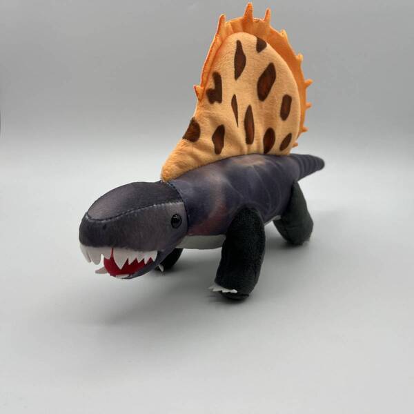 話題沸騰！「すみっコぐらし」アクキー全種付きチケット、謎解きプリント付きチケットが9月25日(木)午前10時より発売決定！古生物たちが“もふもふ”化！ぬいぐるみが登場！