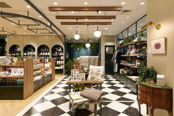 ライフスタイルショップ『HOWMORE LIVING』蔵前本店　開業6周年を記念して10月31日までイベント開催