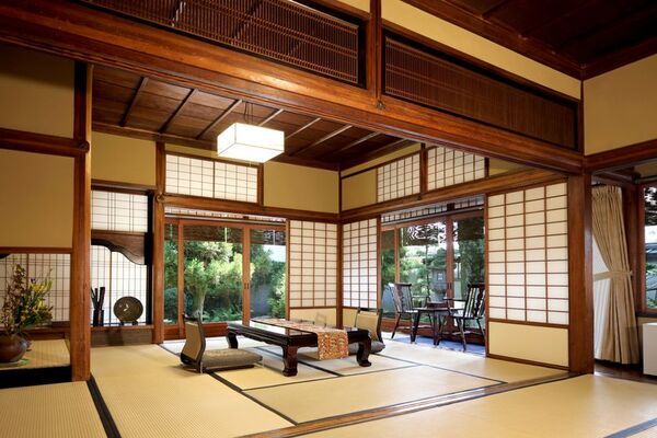 美観地区にある江戸時代の商家建築「料理旅館鶴形」開業55周年記念の特別宿泊プランを10月1日より販売開始