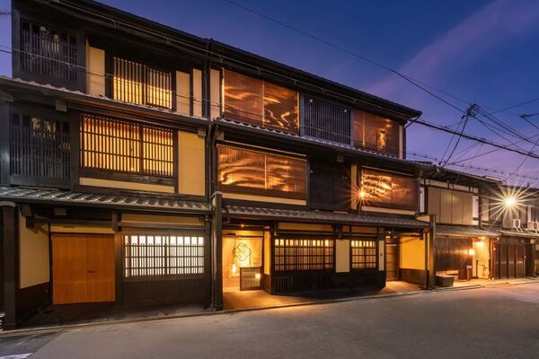 Nazuna初の“町家以外”再生、枯山水の石庭に泊まる宿「Nazuna 京都 西本願寺」誕生