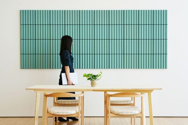 プラスチックゼロ、紙再生材100％の全く新しい吸音パネル「REBORN PULP吸音パネル」を2025年12月上旬に発売
