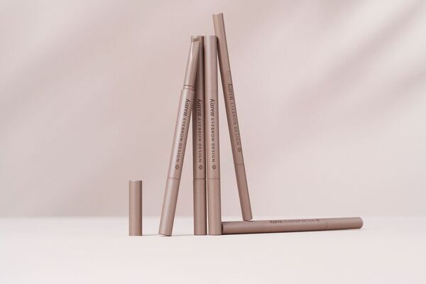 眉メイクをより美しく引き立てる新発想フェイスパウダー「Karen UV VEIL FINISH(カレン UVヴェールフィニッシュ)」新発売！