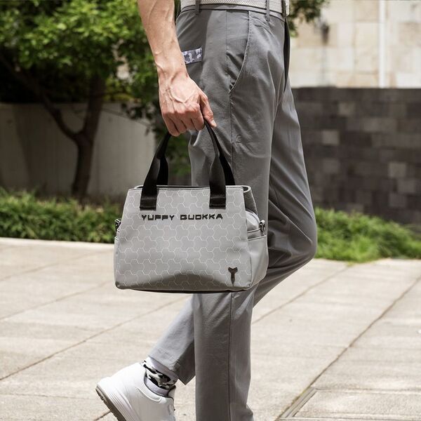 YUPPY QUOKKA、ゴルフからタウンユースまで幅広く使える新作トート『PREMIUM ARMOR TOTE』発売