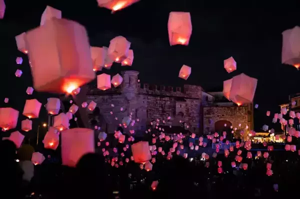 和歌山の冬を彩る「フェスタ・ルーチェ」が11月1日(土)に開幕！500機が舞う壮大なドローンショーや心躍る光の遊園地など見どころ満載の冬の夜を体感いただけます！